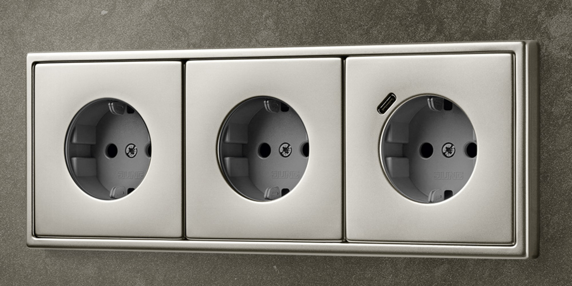 SCHUKO® Steckdosen mit USB bei GERBER Spanndecken und Elektrotechnik GmbH in Würzburg