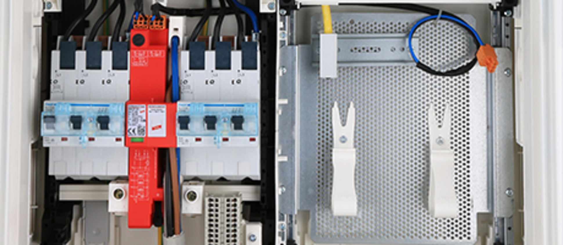 Hausanschluss, Zähler und Unterverteiler bei GERBER Spanndecken und Elektrotechnik GmbH in Würzburg