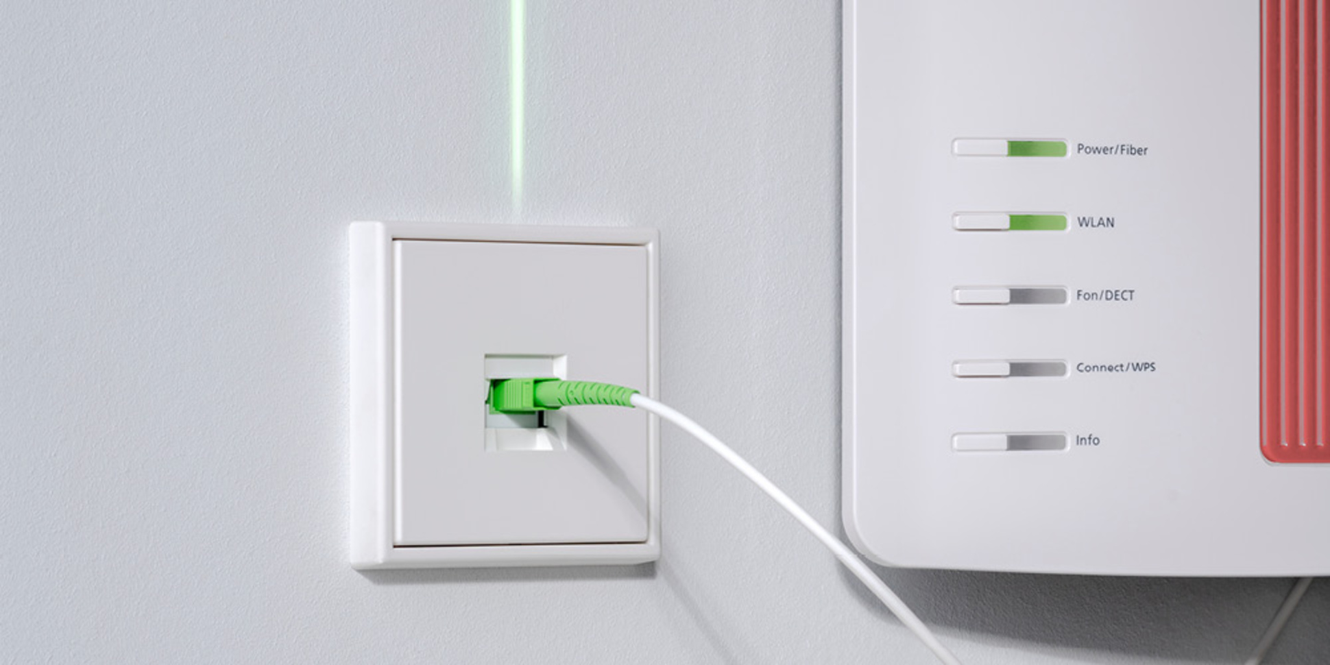 Die neuen Glasfaser-Anschlussdosen bei GERBER Spanndecken und Elektrotechnik GmbH in Würzburg